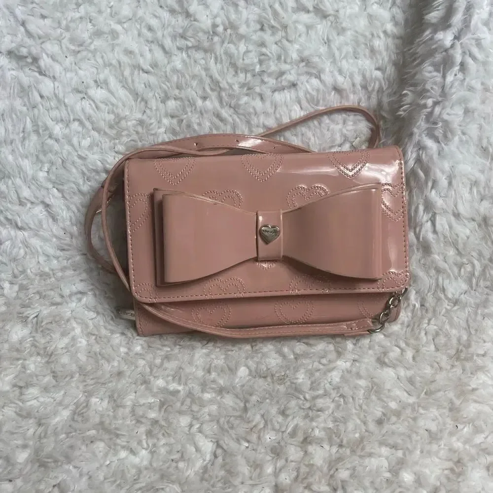 Betsey Johnson synthetic heart embossed pink patent crossbody bag Bow accent